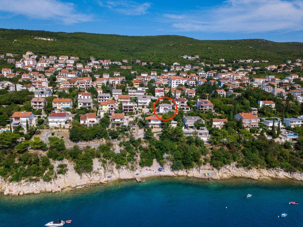 Apartmani Azur Dramalj Exteriör bild
